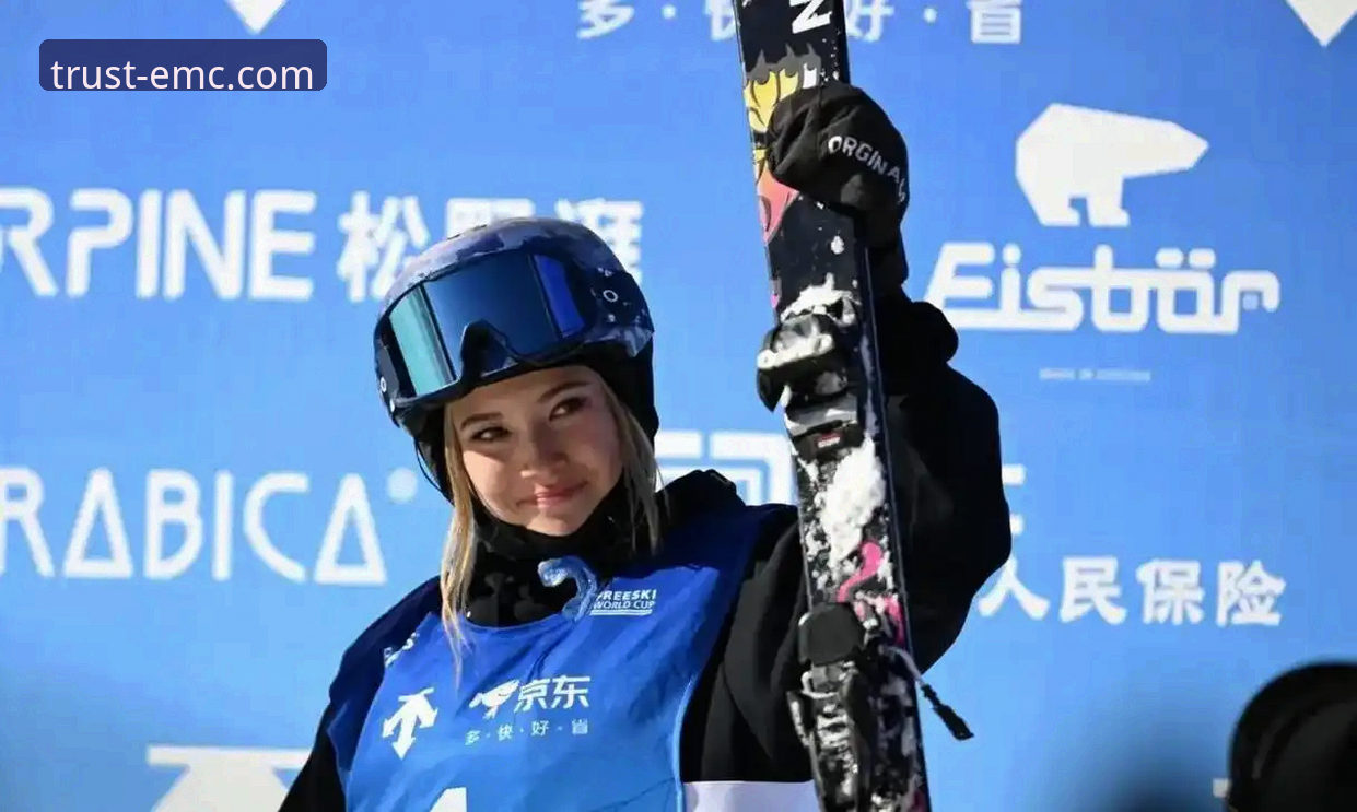 emc易倍好用吗 卫冕荣耀与持续热爱:谷爱凌的米兰答卷 vs 稳定平台对精彩瞬间的承载